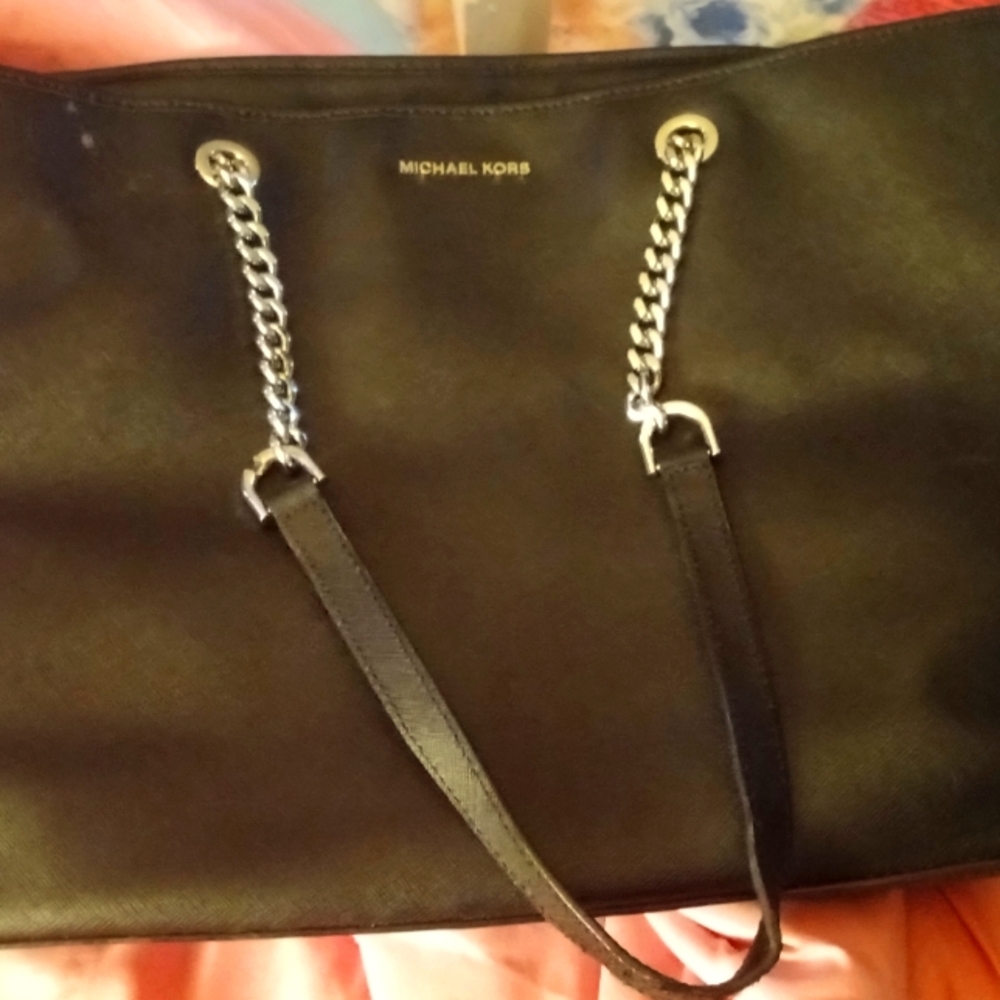 Micheal kors pocketbook